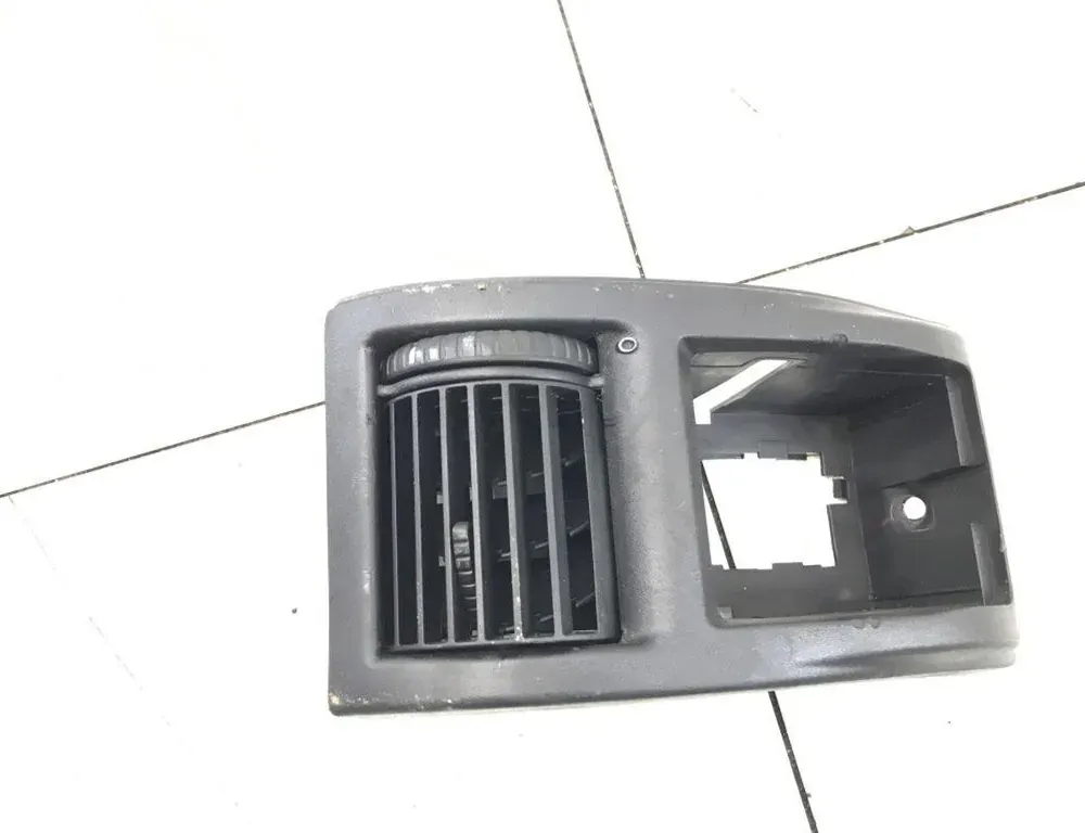 OPEL Astra G (1998-2009) Вентиляционные отверстия центральной консоли 90560338 34341050