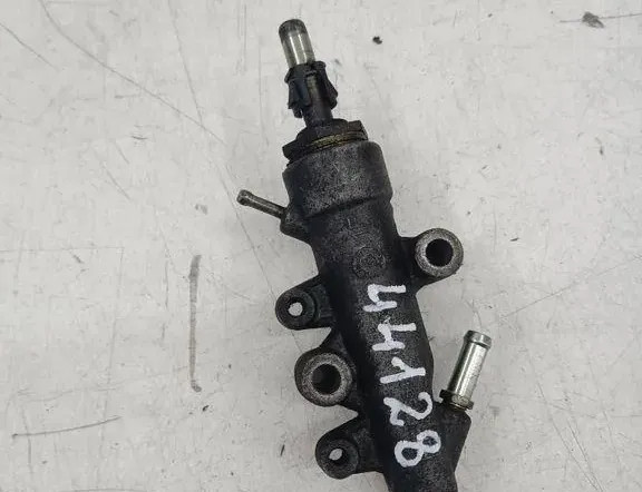 OPEL Zafira B (2005-2010) Регулятор давления топлива 55188200 34349956