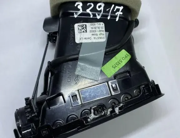 VOLVO XC60 2 generation (2017-2024) Вентиляционные отверстия центральной консоли 31363714,31366453 34345383