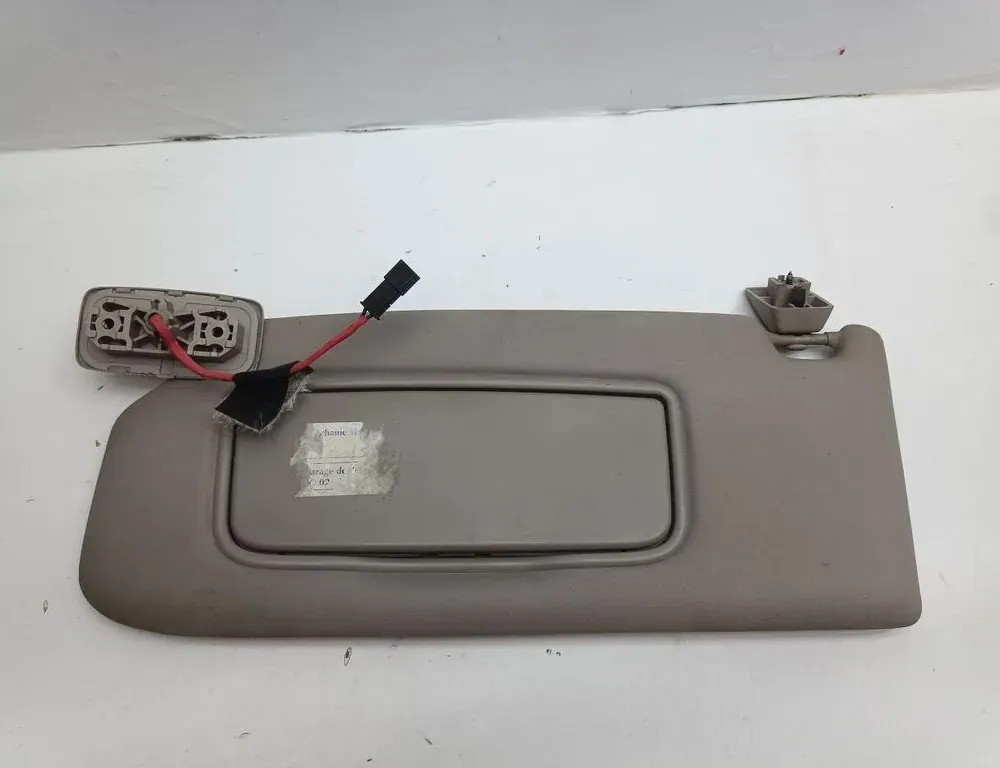VOLVO V50 1 generation (2003-2012) Right Side Sun Visor 34352744