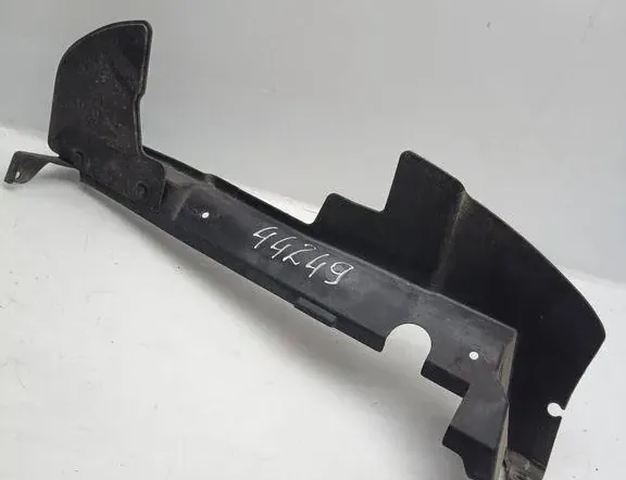 CHRYSLER 300C 1 generation (2005-2011) Radiator air diverter 04806236AC 34350085