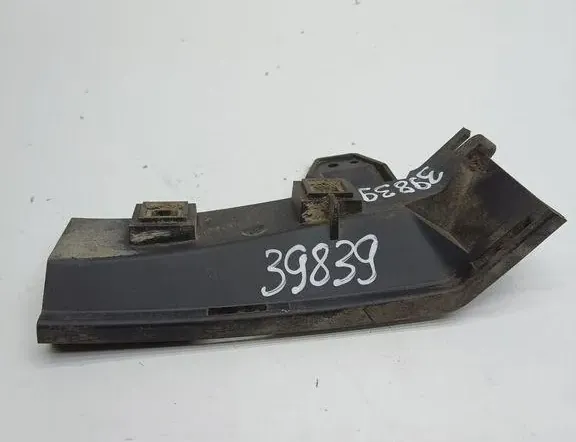 VOLVO V50 1 generation (2003-2012) Держатель заднего бампера правый 30678075 34352509