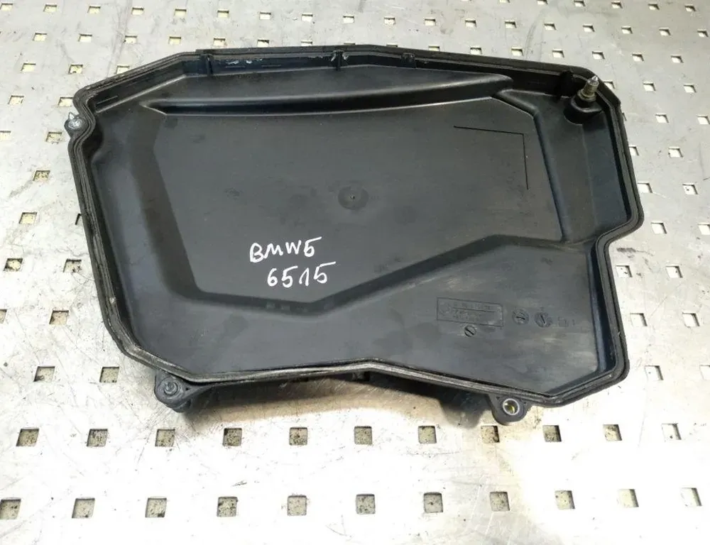 BMW 5 Series E39 (1995-2004) Battery Cover 1740707 34341095