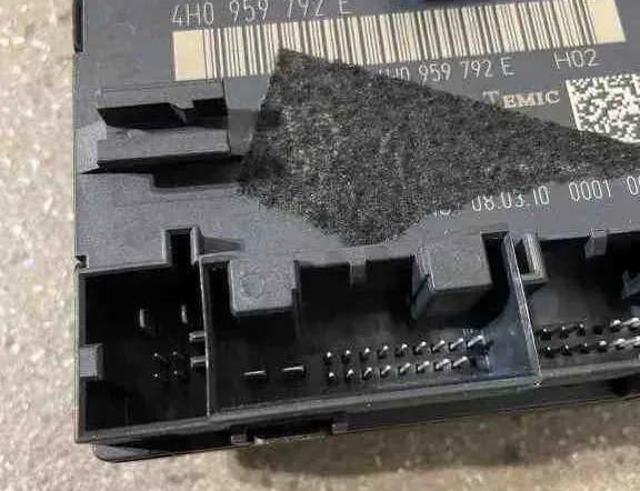 AUDI A8 D2/4D (1994-2002) Front Left Door Control Unit 4H0959792E 32710367