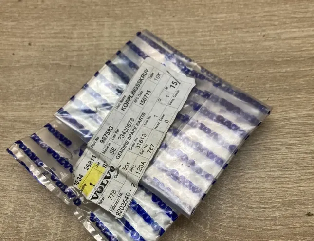 VOLVO 940 1 generation (1990-1998) Suction hose holder 987593 34430175