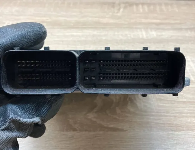 AUDI A8 D2/4D (1994-2002) Engine Control Unit ECU 4E0907409B,0281011684 34367198