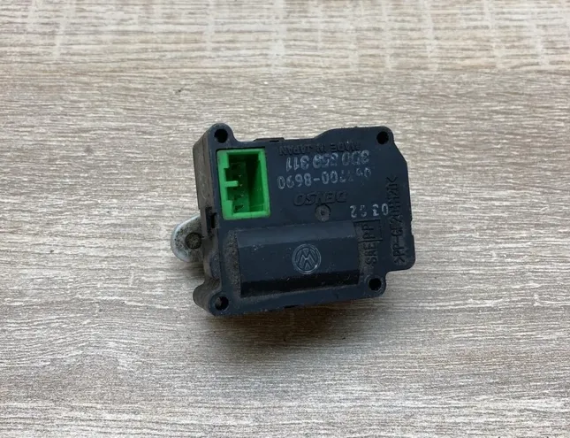 VOLKSWAGEN Phaeton 1 generation (2002-2016) Interior Heater Flap Motor Actuator 3D0959311,0637008690 34425877