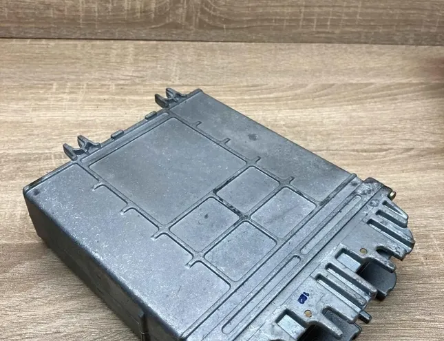 AUDI A4 B5/8D (1994-2001) Engine Control Unit ECU 028906021CE,0281001425 34390229