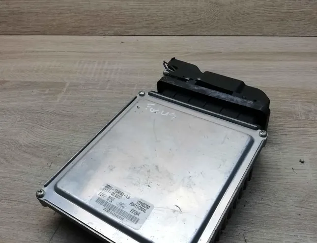 FORD Focus 2 generation (2004-2011) Engine Control Unit ECU 3m5112a650lb 34418729