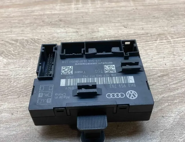 AUDI Q5 8R (2008-2017) Rear Left Door Control Unit 8K0959793 34363192