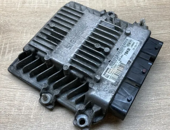 FORD C-Max 1 generation (2003-2010) Engine Control Unit ECU 6M5112A650TB,5WS40286B 34425551