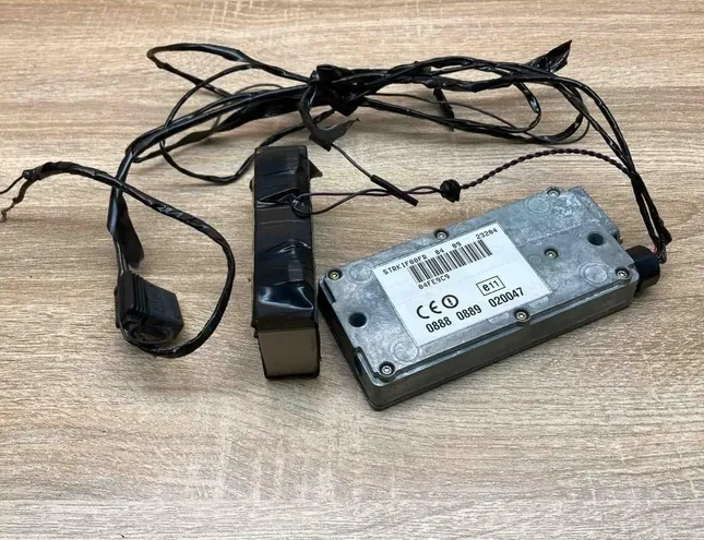 AUDI A6 C4/4A (1994-1997) Блок управления навигацией 08880889020047 34343416