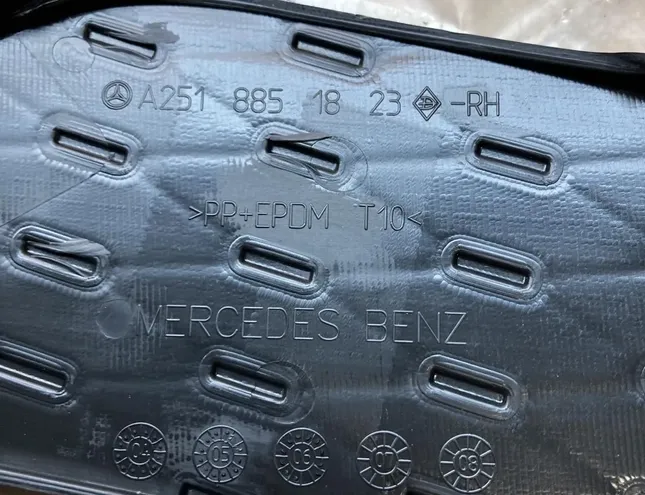 MERCEDES-BENZ R-Class W251 (2005-2017) Front Bumper Grill Set A2518851823 34441305