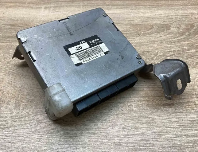 LEXUS GS 3 generation (2005-2012) Suspension control unit 8924330121 34360457