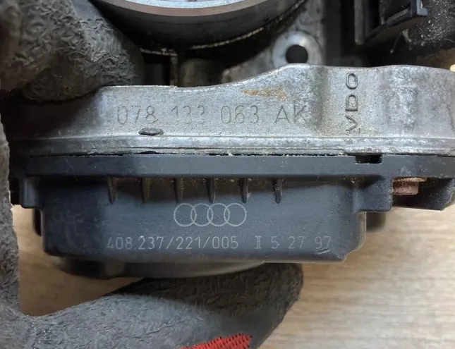 AUDI A6 C4/4A (1994-1997) Дроссельная заслонка 078133063AK,408237221 34347728