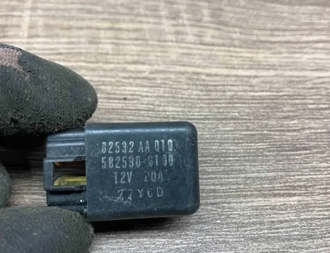 SUBARU Legacy 2 generation (1994-1999) Реле 82532AA010,5825906100,12V 34366919