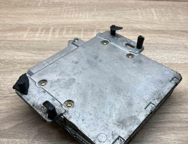 AUDI A6 C4/4A (1994-1997) Engine Control Unit ECU 4A0907401P,321 34380396