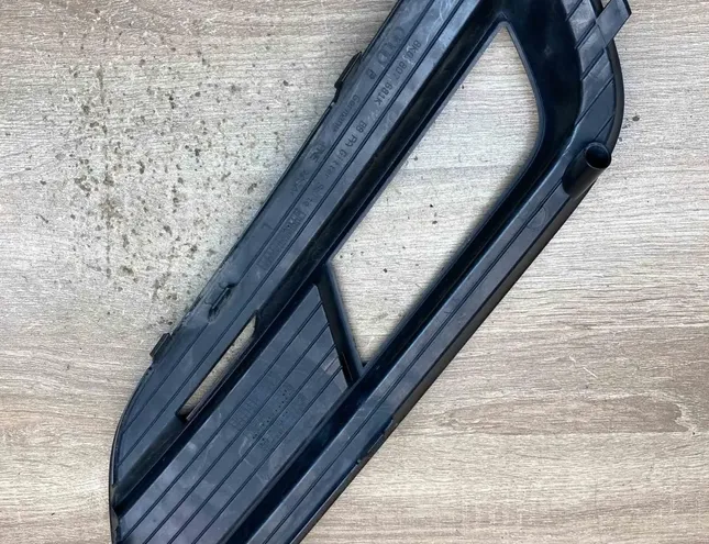 AUDI A4 B5/8D (1994-2001) Fog lamp trim 8K0807681K 34385478