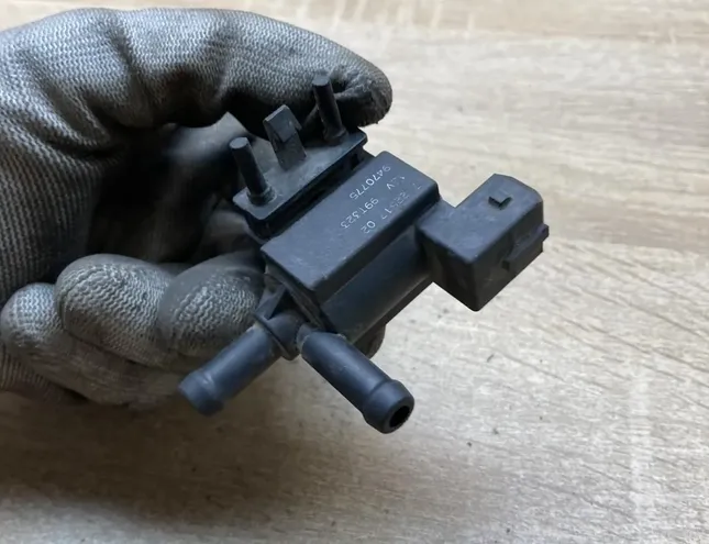 VOLVO V70 1 generation (1997-2000) Vacuum Turbocharger Control 9470775 34277289