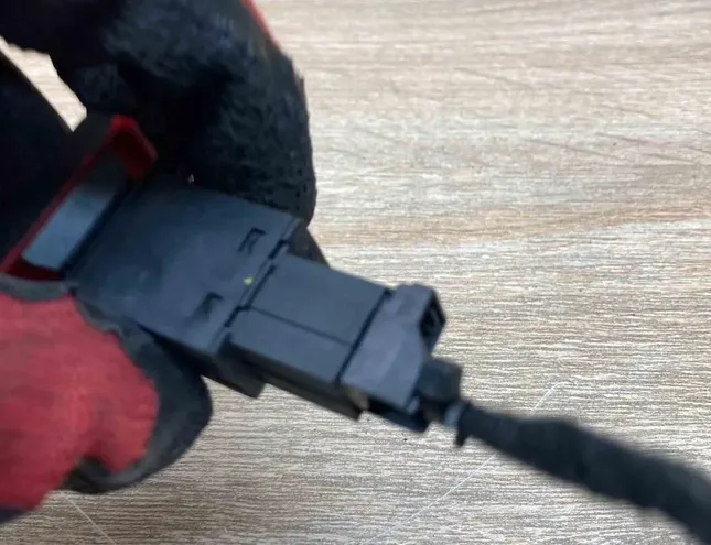 AUDI A4 B5/8D (1994-2001) Hazard button 8E0941509,B6WL,WithPlug 34406409