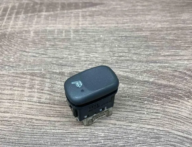 VOLVO V70 1 generation (1997-2000) Seat heating switch 9162939,97W25K,4970 34367684