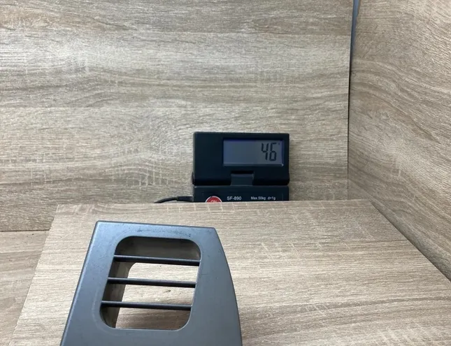 BMW 7 Series E23 (1977-1987) Вентиляционные отверстия в приборной панели 7007148,141218 34284100