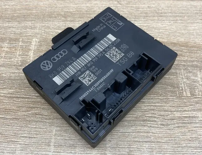 AUDI A4 B5/8D (1994-2001) Rear Left Door Control Unit 8K0959794A,8K0959795A 34299548