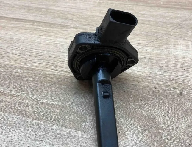 BMW 3 Series E21 (1975-1983) Датчик уровня масла 7508003,6PR00786802 34368321