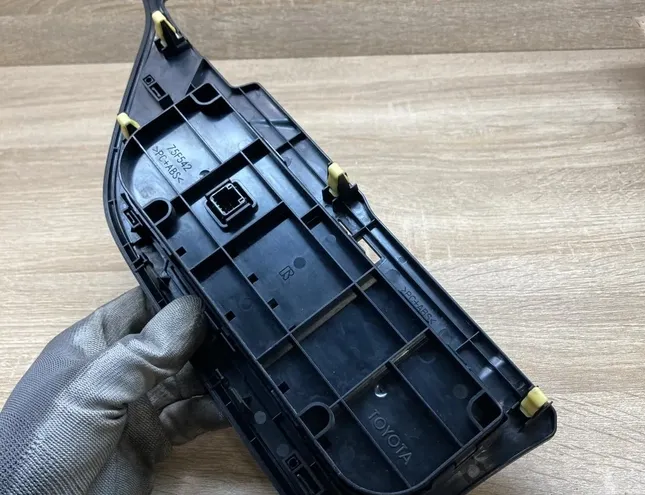 TOYOTA Auris 2 generation (2012-2015) Climate control unit 5590002360,75F542 34452879