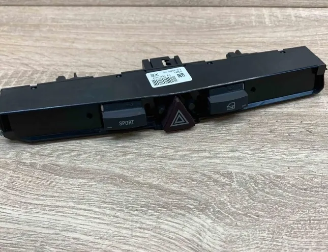 OPEL Astra G (1998-2009) кнопка опасности 13100107,03758070 34362828
