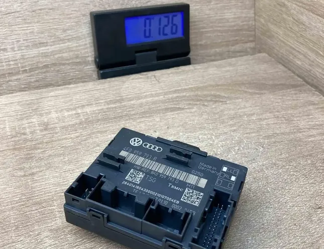 AUDI Q7 4L (2005-2015) Rear Left Door Control Unit 4F0959793R,8K0959793D 34367217