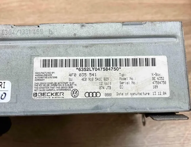 AUDI A6 C4/4A (1994-1997) Music Player Without GPS 4F0035541,4E0910541C 34346508