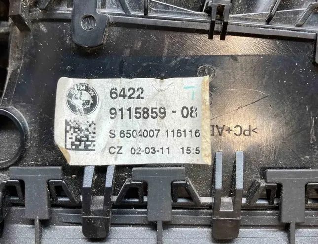 BMW 7 Series E23 (1977-1987) Вентиляционные отверстия в приборной панели 9115859 34360043