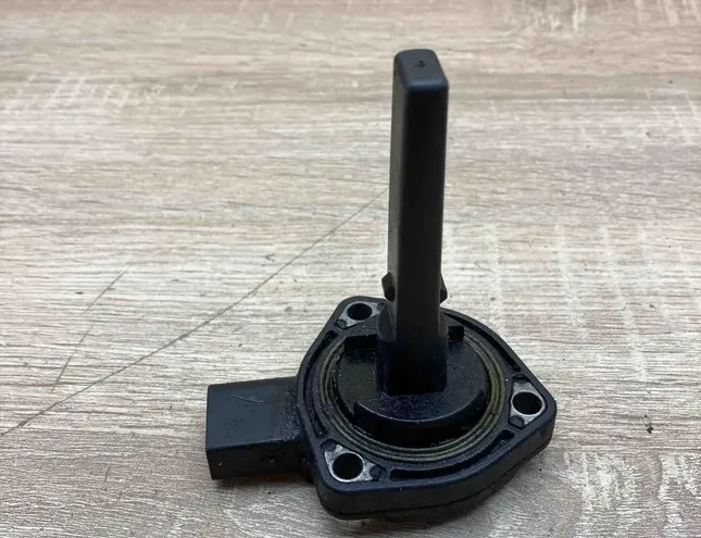 BMW 3 Series E21 (1975-1983) Датчик уровня масла 7508003,6PR00786802 34368321