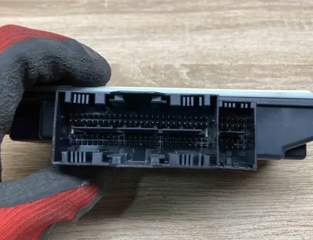 BMW 4 Series F32/F33/F36 (2013-2020) Security Control Unit 9280186 34360828