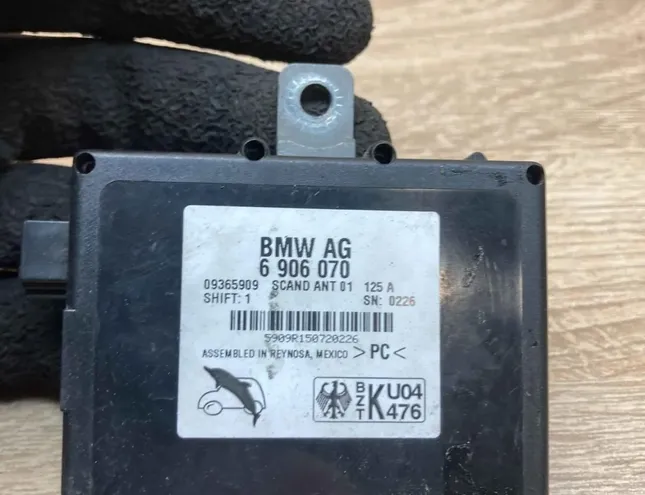 BMW X5 E53 (1999-2006) Bootlid Antenna Amplifier 6906070 34397217