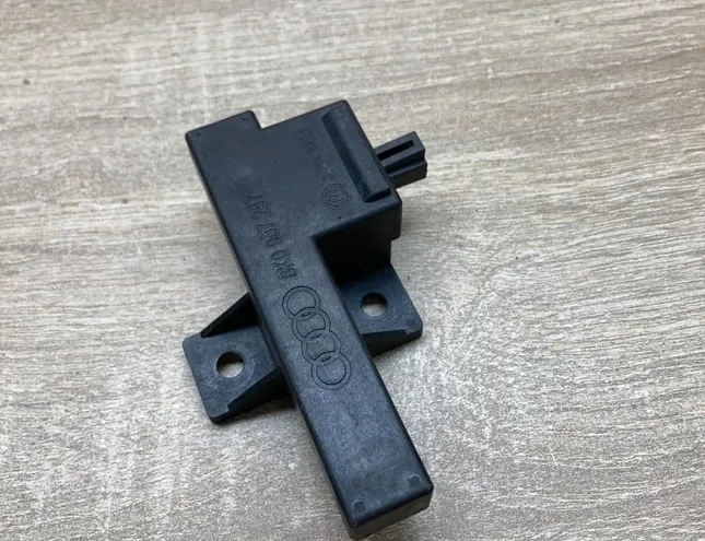 AUDI A6 C4/4A (1994-1997) Keyless Control Unit 8K0907247,33542221 34426278