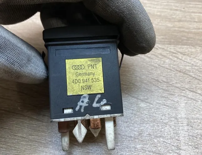 AUDI A4 B5/8D (1994-2001) Fog light switch 4D0941535 34441470