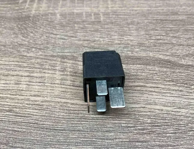 VOLVO S80 1 generation (1998-2006) Relays 9441158,4RA00779301 34366935