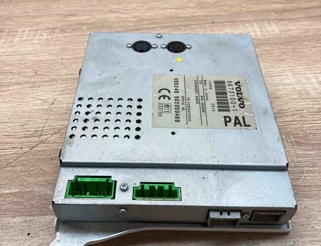 VOLVO V70 2 generation (2000-2008) Navigation Control Unit 8673100,50205046D 34368599