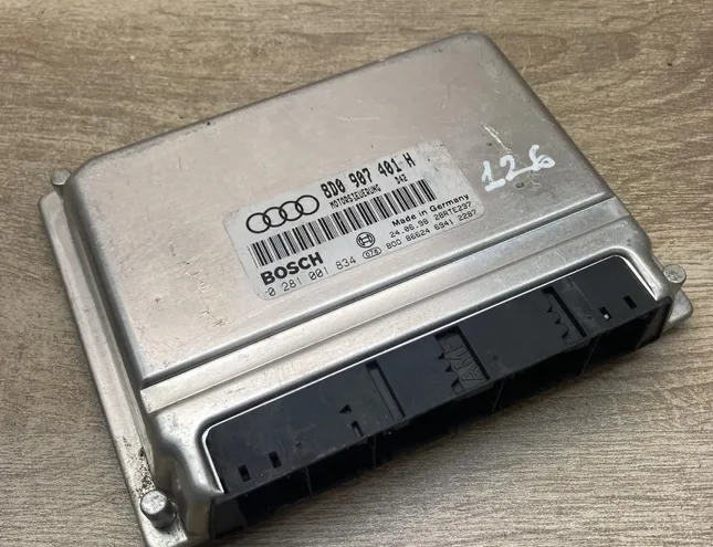 VOLKSWAGEN Passat B5 (1996-2005) Engine Control Unit ECU 8D0907401H,0281001834 34298763