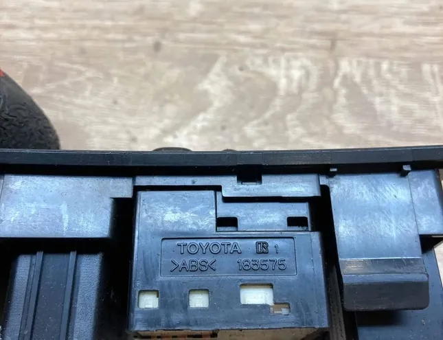 TOYOTA Avensis 2 generation (2002-2009) Переключатель регулировки зеркала 183575,777669 34368410