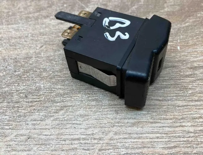 VOLKSWAGEN Passat B3 (1988-1993) Headlight Switch Control Unit 535941535 34335798