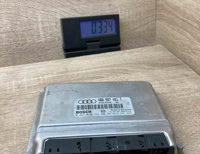 AUDI A6 C4/4A (1994-1997) Engine Control Unit ECU 4B0907401T,0281010153,Main 34365887