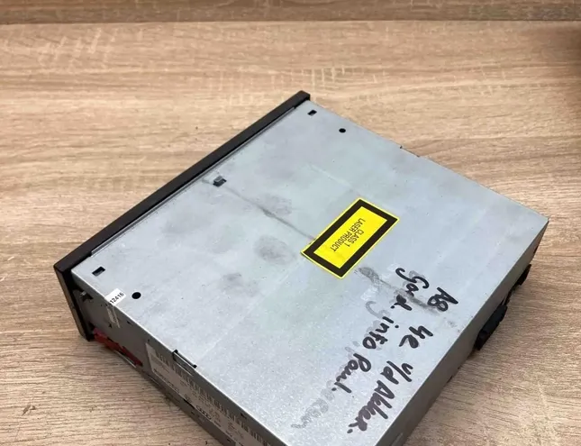 AUDI A8 D2/4D (1994-2002) Navigation Control Unit 4E0919887C,4E0919887C 34388370