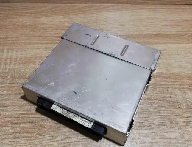 OPEL Corsa B (1993-2000) Блок управления двигателем 16163439 34414692