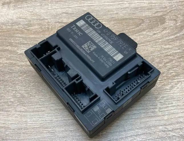 AUDI A6 C4/4A (1994-1997) Rear Left Door Control Unit 4F0959792E,4F0910793E,Main 34346161