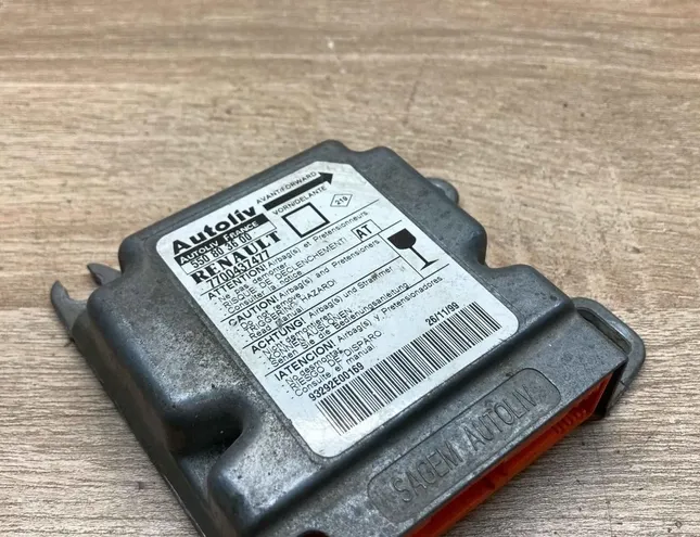 RENAULT Megane 1 generation (1995-2003) Security Control Unit 550803600,7700437477 34383480