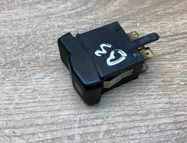 VOLKSWAGEN Passat B3 (1988-1993) Headlight Switch Control Unit 535941535 34335798