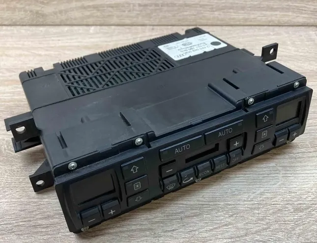 AUDI A8 D2/4D (1994-2002) Climate control unit 4D0820043C,5HB00715501 34362669